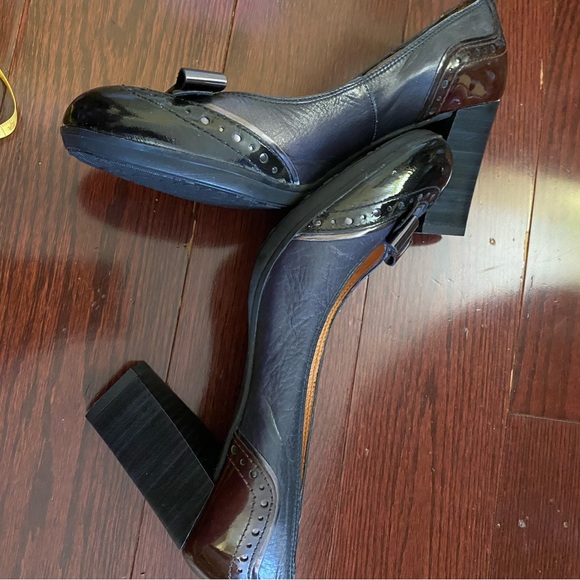 Hispanitas Block heel pumps made in Spain - Picture 10 of 16
